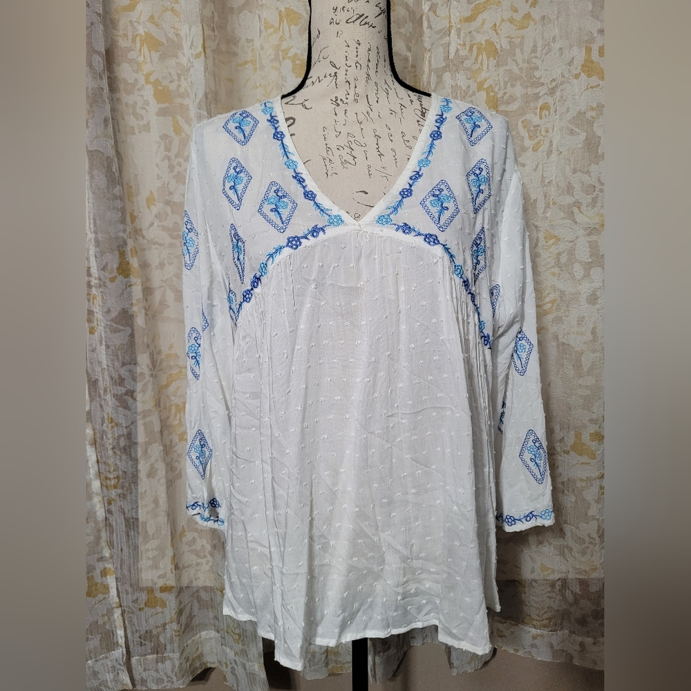 Solitaire BOHO Peasant White and Blue Embroidered Swiss Dot Texture Top